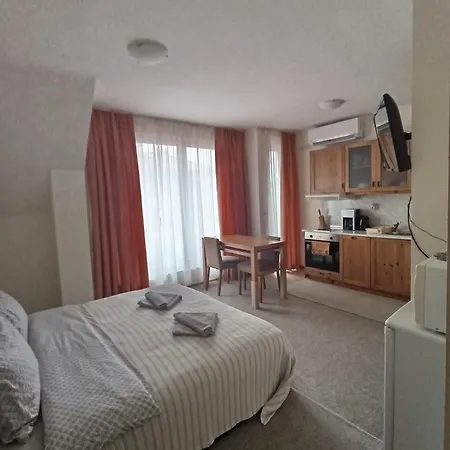 In Murphys Apartment *